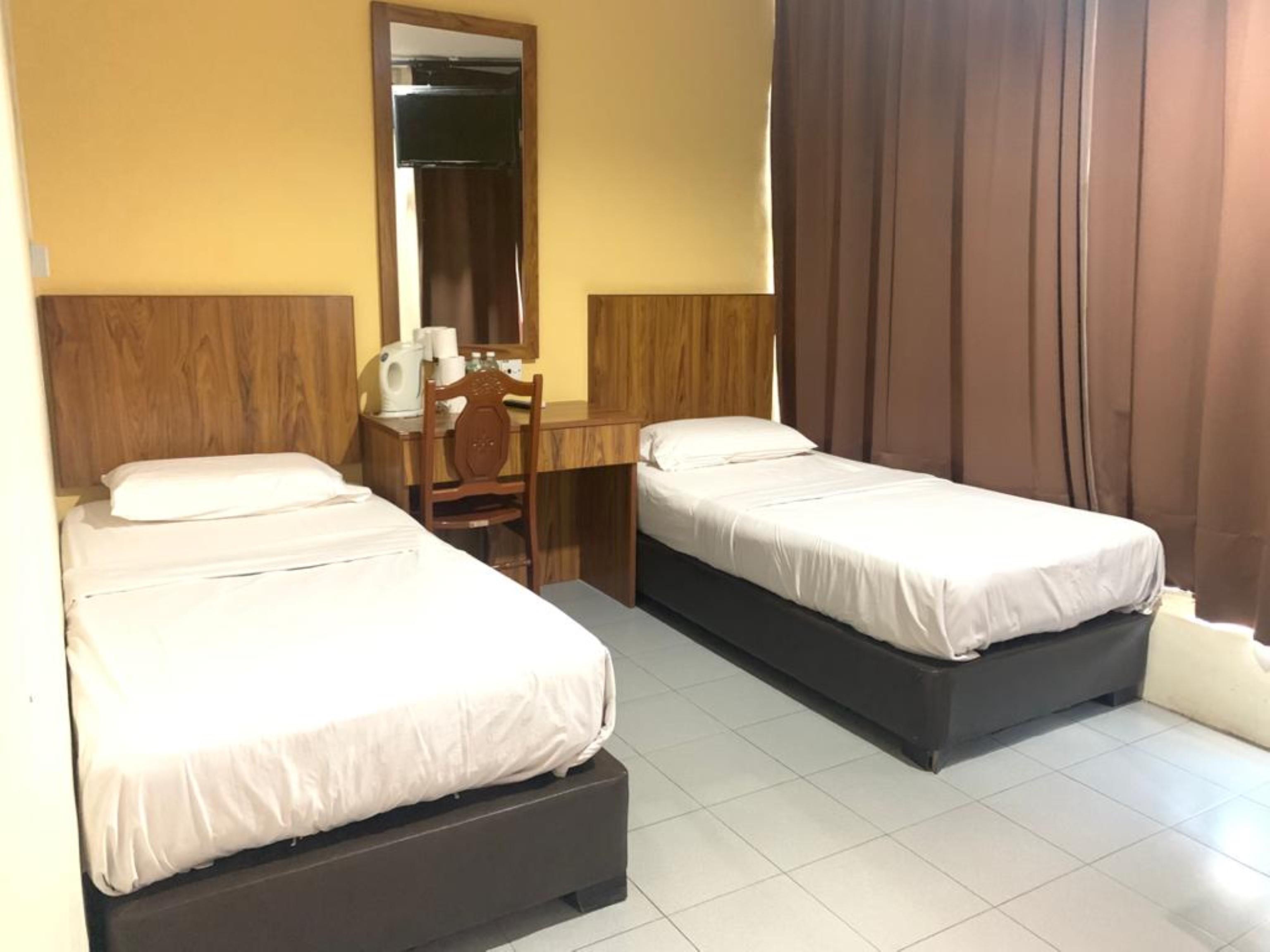 Oyo 89877 Sun Triang Hotel Kampong Kerayong Zewnętrze zdjęcie